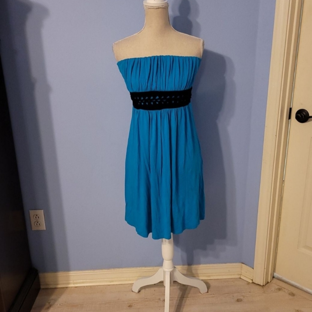 Triumph Large Womens Dress